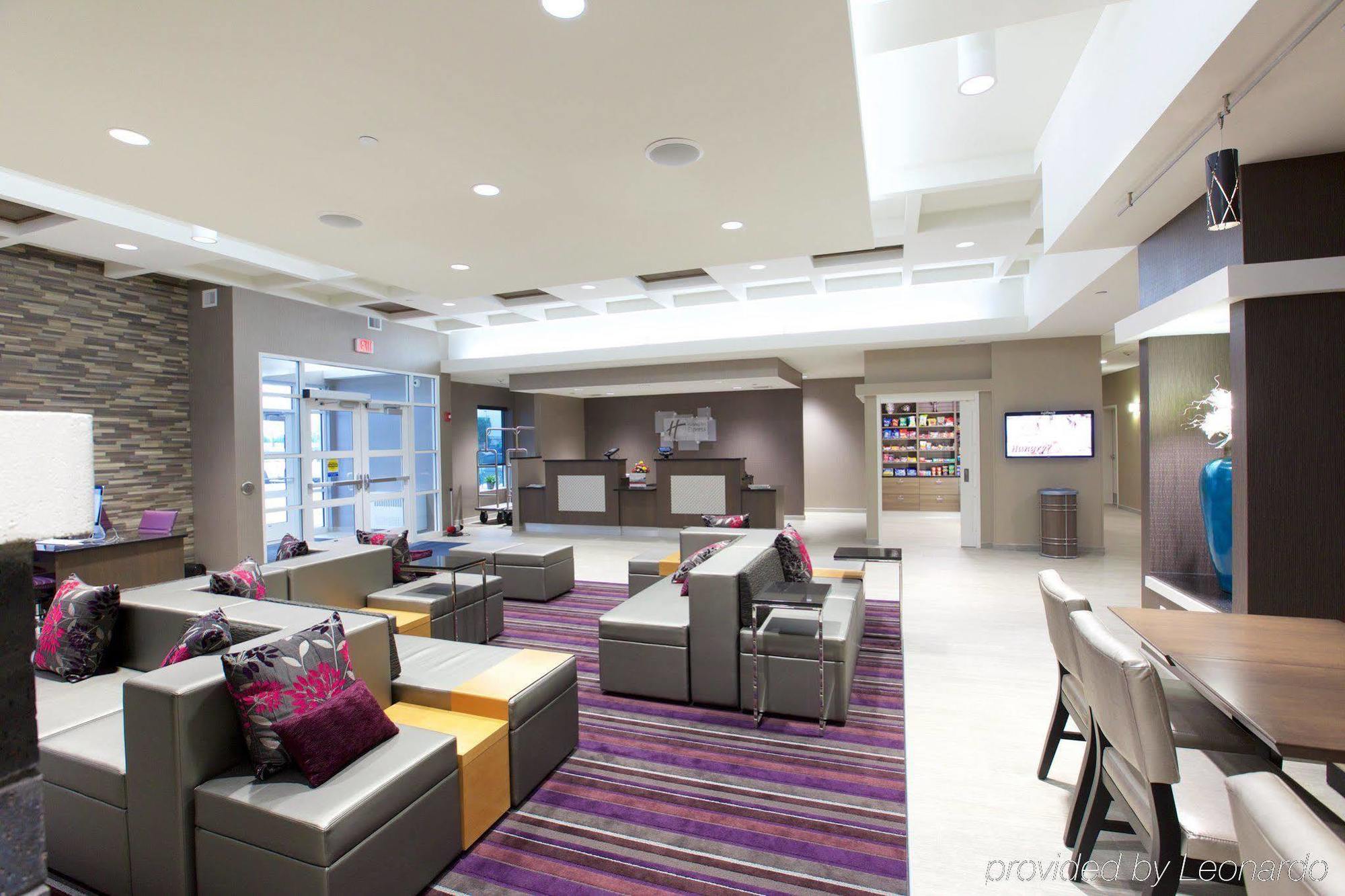Holiday Inn Express Fargo Sw I94 Medical Center, An Ihg Hotel Ngoại thất bức ảnh